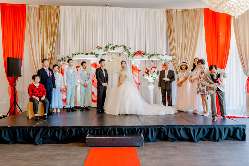 Traditional Chinese Wedding family group photos 
